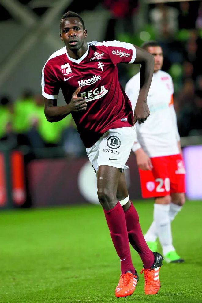 九游体育官网入口-包含新疆广汇赛前篮板制胜，志在法国杯名次提升，悬念犹存，控场能力受关注的词条